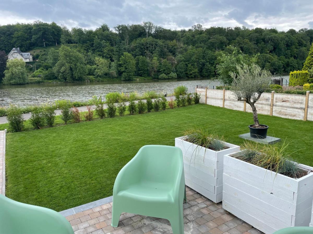 La Petite Maison Au Bord De L'Eau Hastiere-par-dela Esterno foto